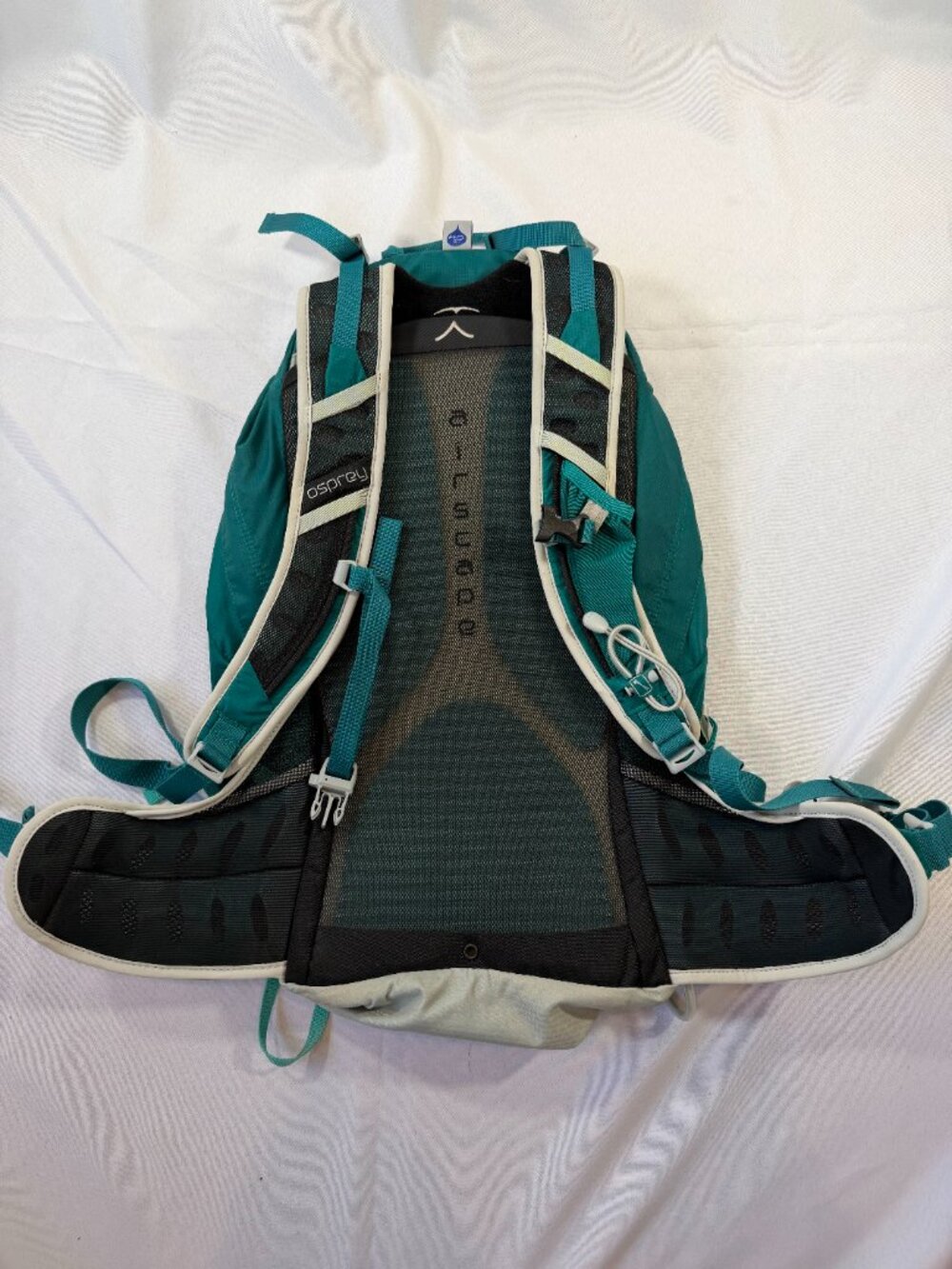 Osprey Tempest 20 Backpack W/ Platypus Bladder, LIKE NEW - Picture 7 of 10